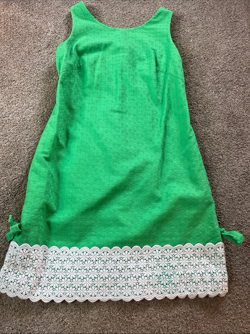 🍀🌼☘️Lilly Pulitzer sz4 Daisy Embossed Green Shift Embroidered Hem Bows WOW! EUC - Picture 13 of 13